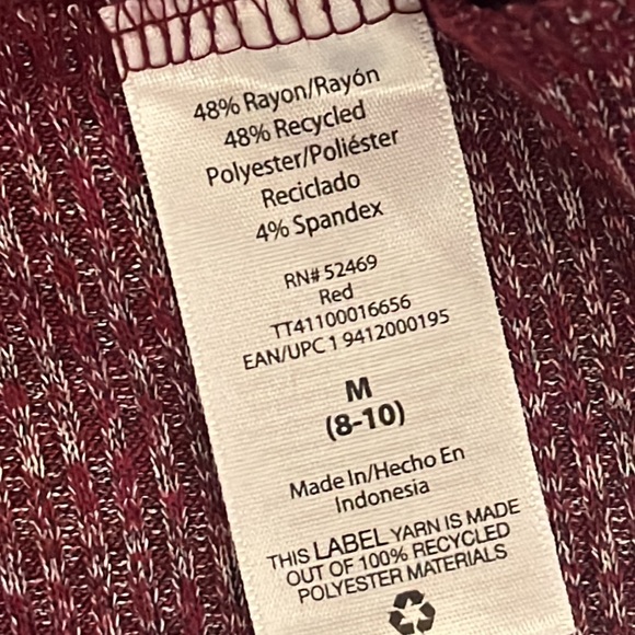 Time and Tru gorgeous purple crewneck sweater - Picture 10 of 11